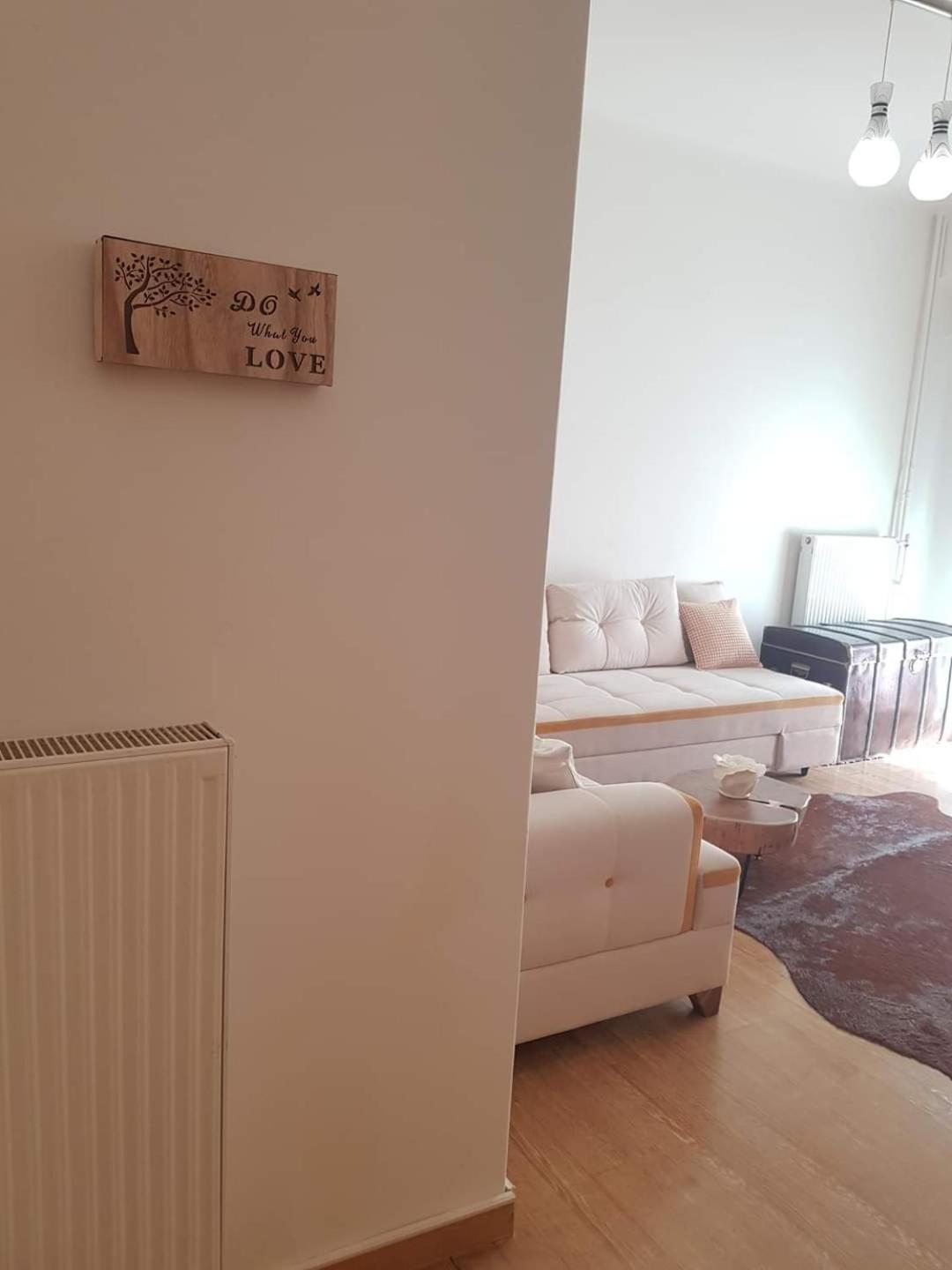 Urban By The Sea Apartment Пирея Екстериор снимка